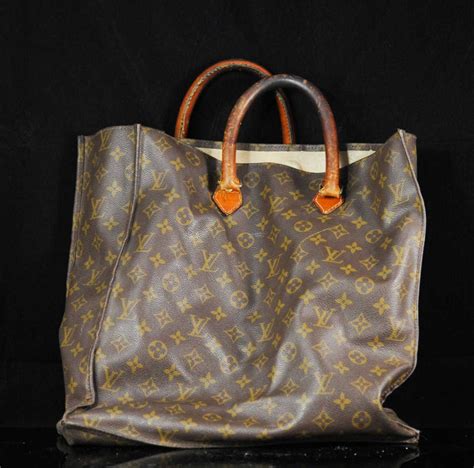 louis vuitton shopper original|classic louis vuitton tote.